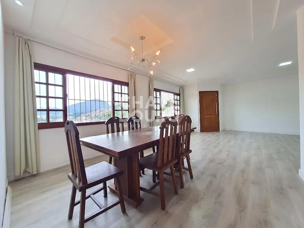 Casa, 4 quartos, 192 m² - Foto 4