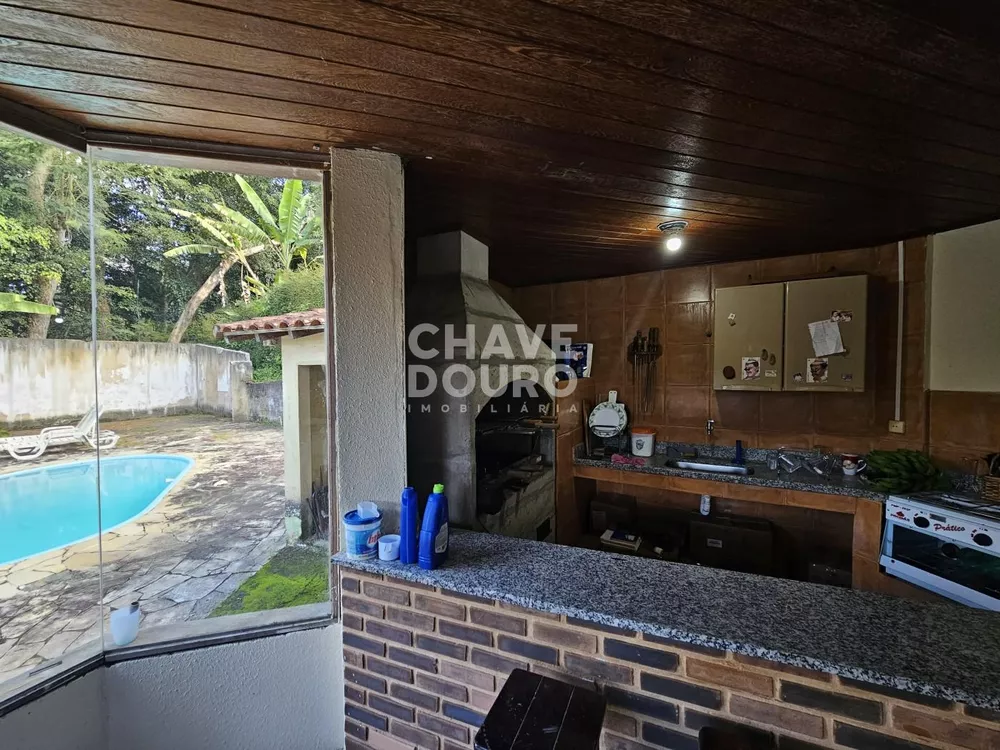 Casa, 3 quartos, 229 m² - Foto 13