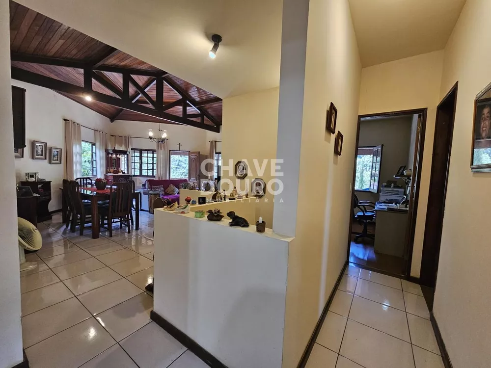 Casa, 3 quartos, 229 m² - Foto 16