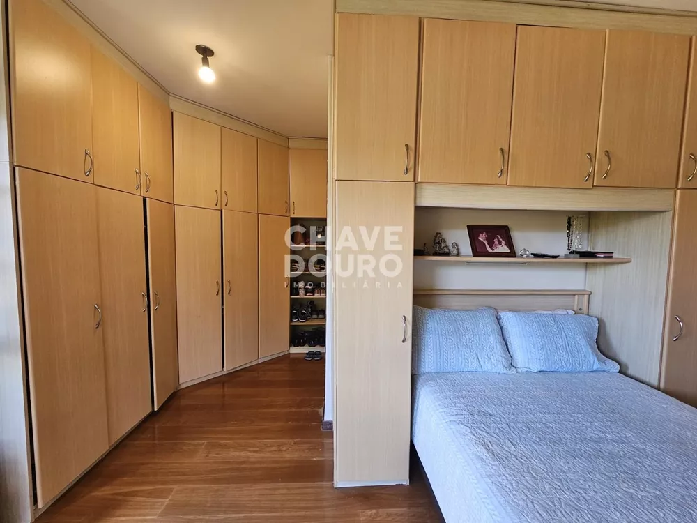 Casa, 3 quartos, 229 m² - Foto 3