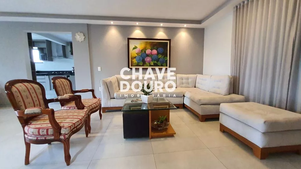 Casa, 3 quartos, 390 m² - Foto 3