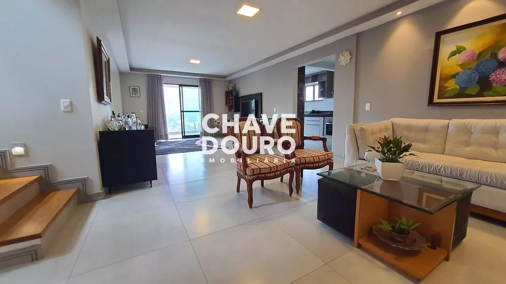 Casa, 3 quartos, 390 m² - Foto 2