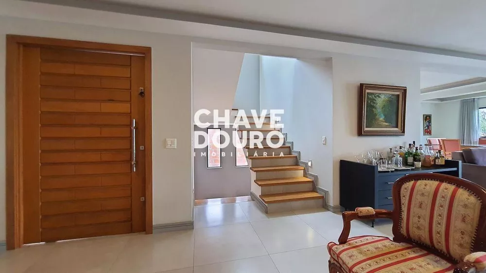 Casa, 3 quartos, 390 m² - Foto 4