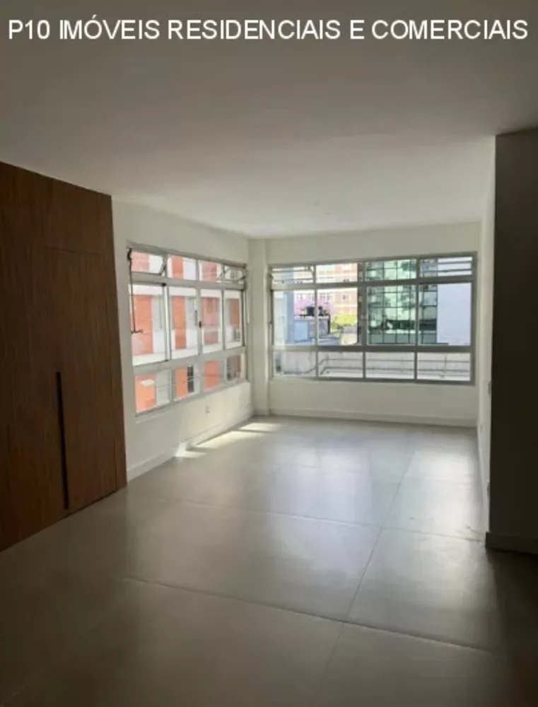 Apartamento à venda com 3 quartos, 143m² - Foto 1