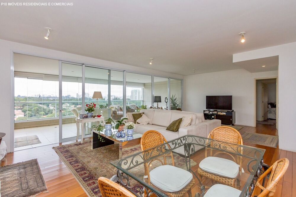 Apartamento, 3 quartos, 181 m² - Foto 1