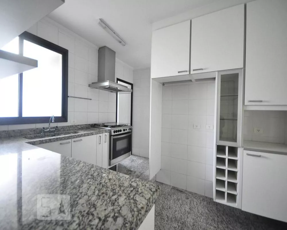 Apartamento à venda com 4 quartos, 225m² - Foto 9