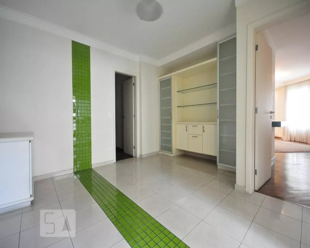 Apartamento à venda com 4 quartos, 225m² - Foto 13