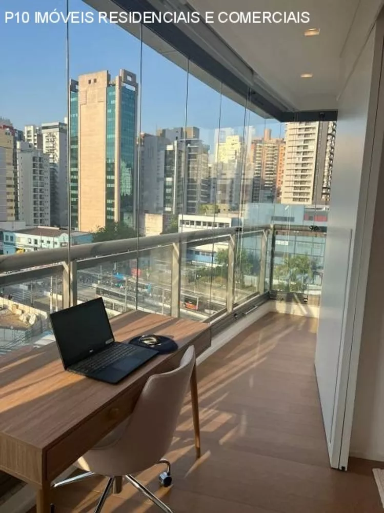 Apartamento à venda com 3 quartos, 134m² - Foto 2