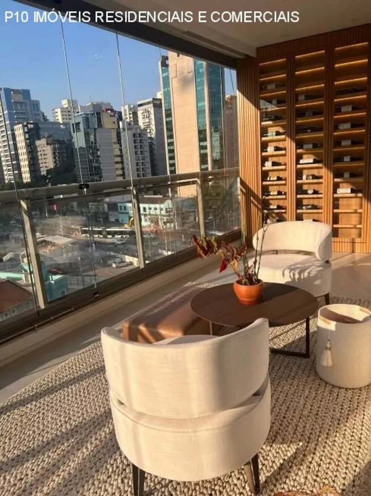 Apartamento à venda com 3 quartos, 134m² - Foto 3