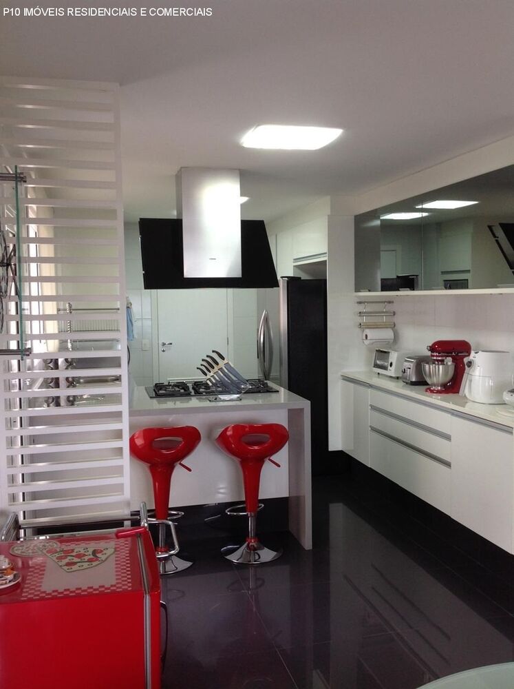 Apartamento à venda com 3 quartos, 260m² - Foto 17