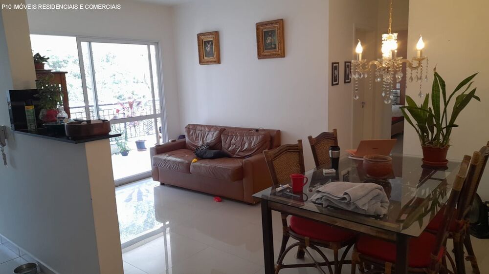 Apartamento à venda com 2 quartos, 67m² - Foto 2