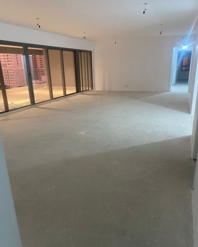 Apartamento, 3 quartos, 245 m² - Foto 2