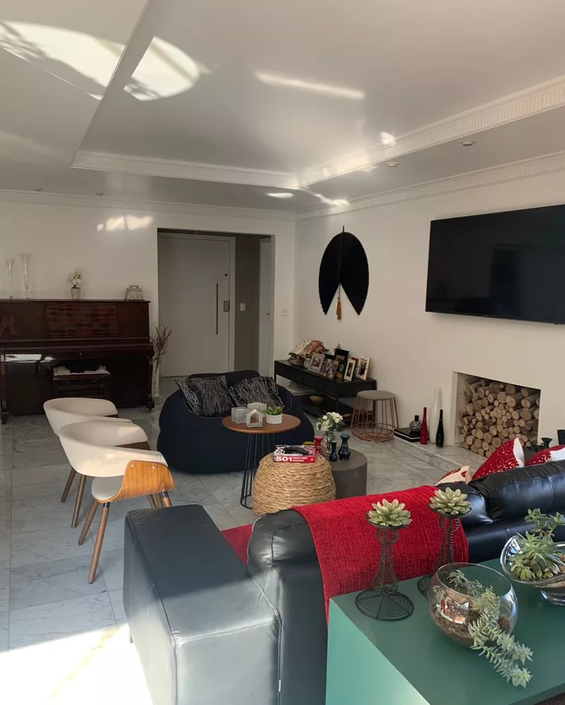 Apartamento à venda com 4 quartos, 200m² - Foto 7