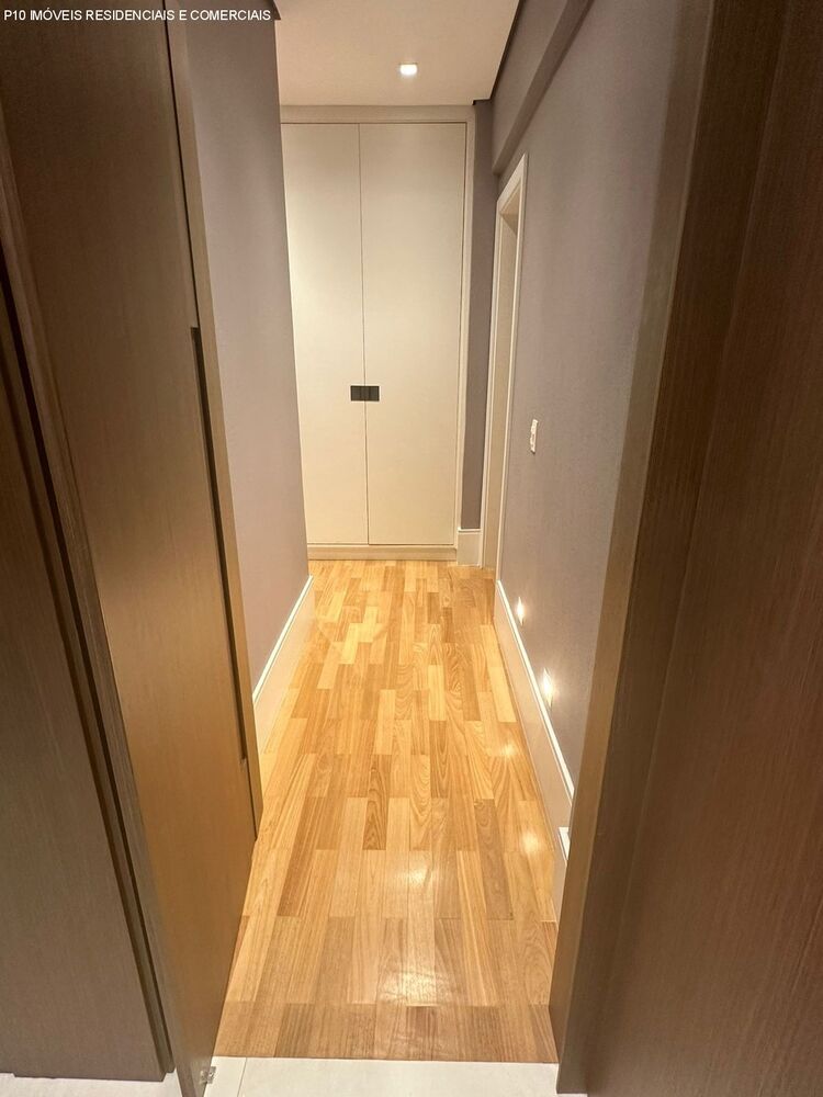 Apartamento, 3 quartos, 214 m² - Foto 1