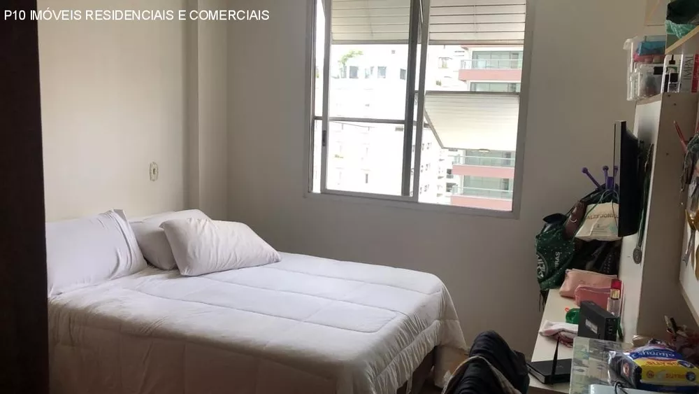 Apartamento à venda com 4 quartos, 210m² - Foto 4