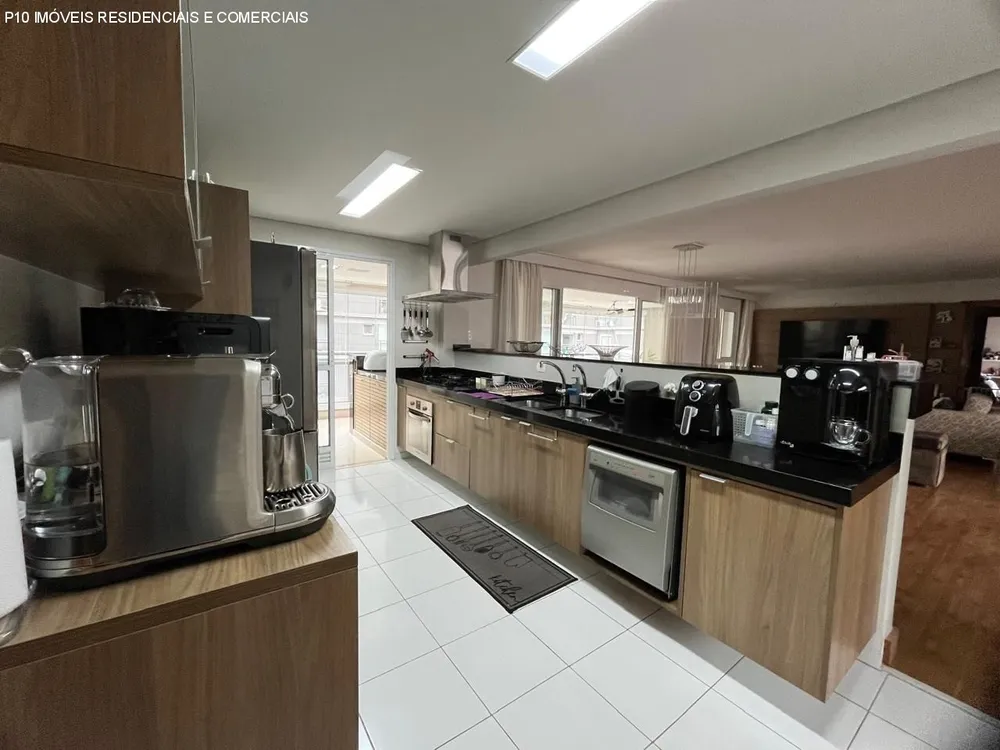 Apartamento, 3 quartos, 194 m² - Foto 1