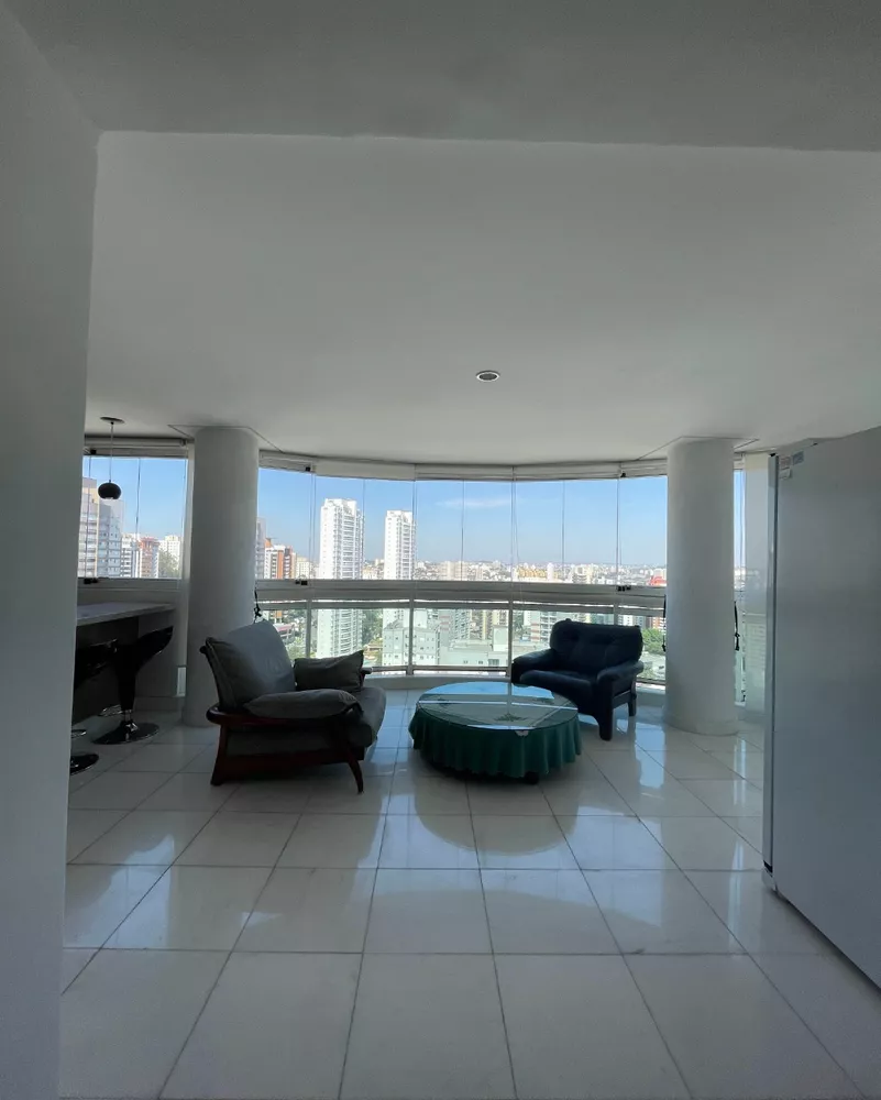 Apartamento à venda com 4 quartos, 261m² - Foto 4