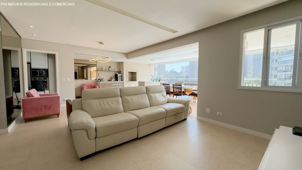 Apartamento, 3 quartos, 178 m² - Foto 1
