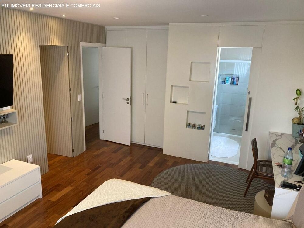 Apartamento, 4 quartos, 202 m² - Foto 1