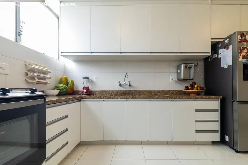 Apartamento, 3 quartos, 256 m² - Foto 1