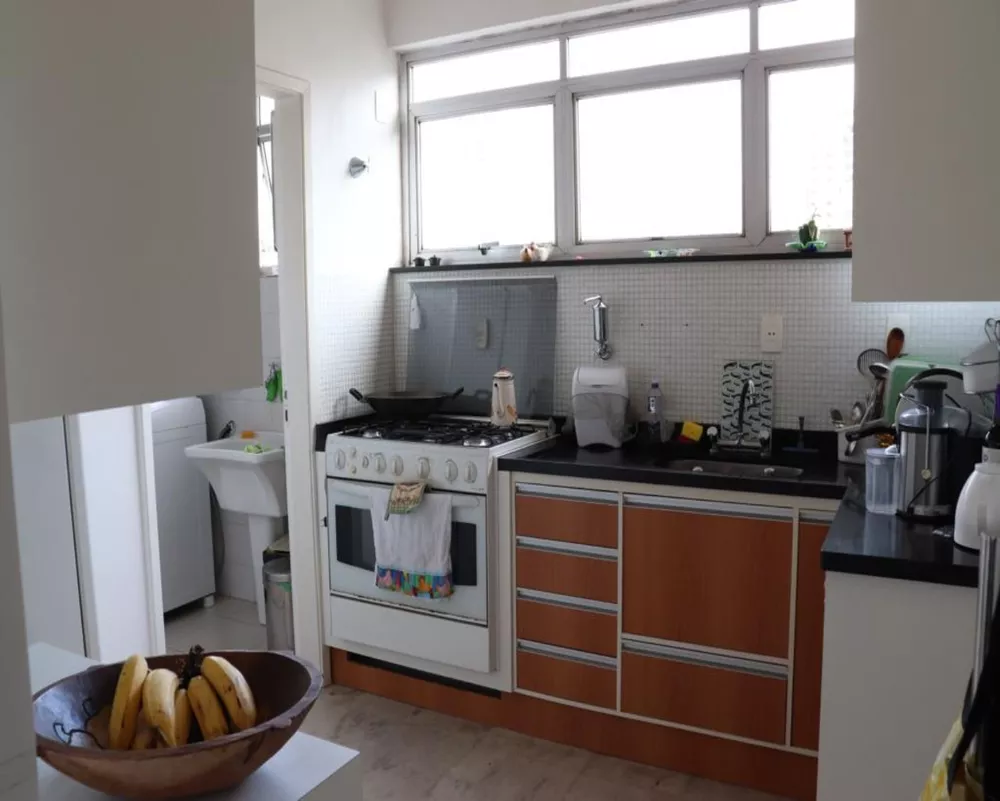 Apartamento à venda com 2 quartos, 146m² - Foto 2