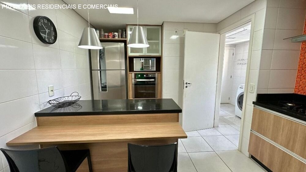 Apartamento à venda com 3 quartos, 122m² - Foto 8