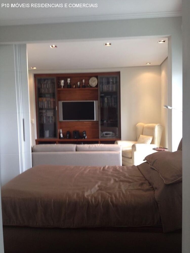 Apartamento, 4 quartos, 210 m² - Foto 1