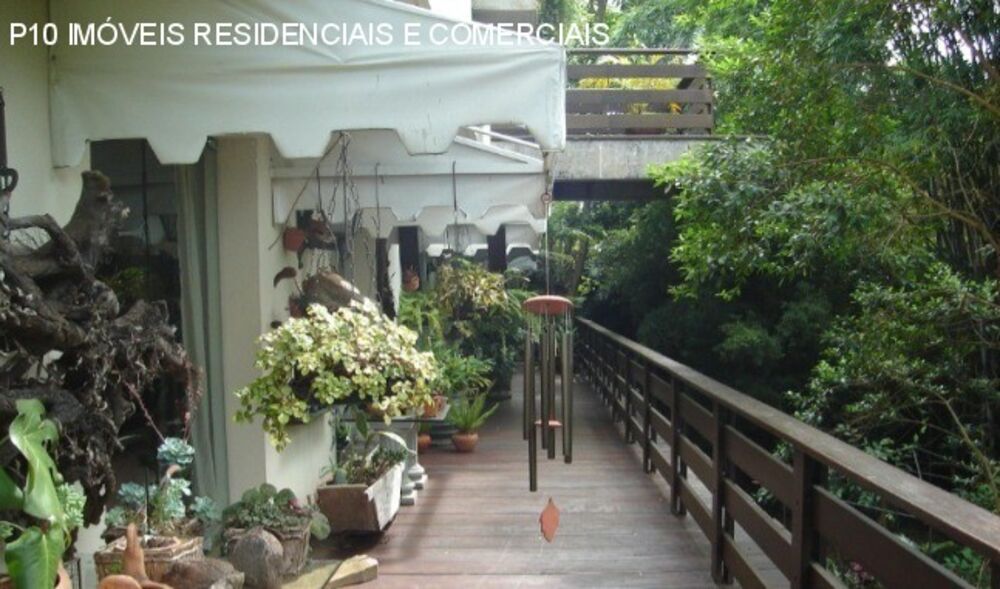 Casa à venda com 5 quartos, 1300m² - Foto 13