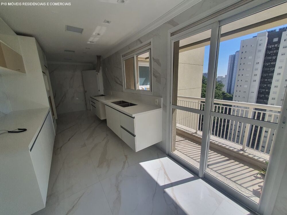 Apartamento, 3 quartos, 223 m² - Foto 1