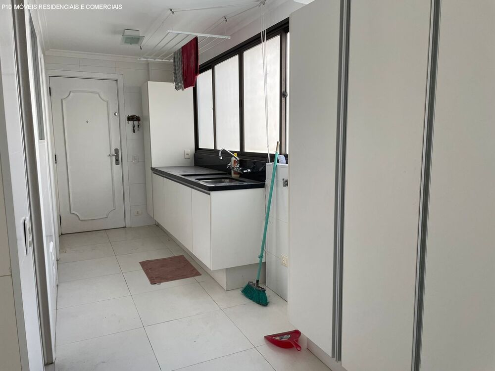 Apartamento, 3 quartos, 190 m² - Foto 2