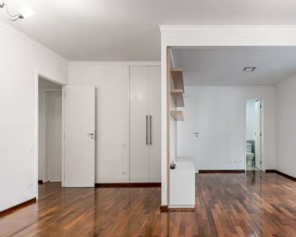 Apartamento à venda com 3 quartos, 140m² - Foto 4