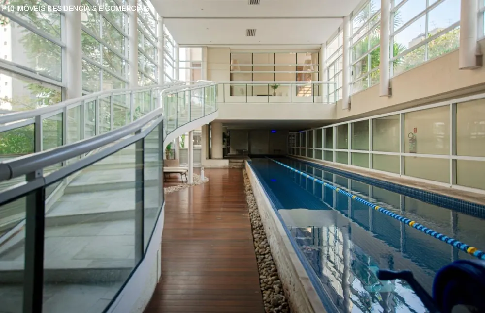 Apartamento, 3 quartos, 211 m² - Foto 1