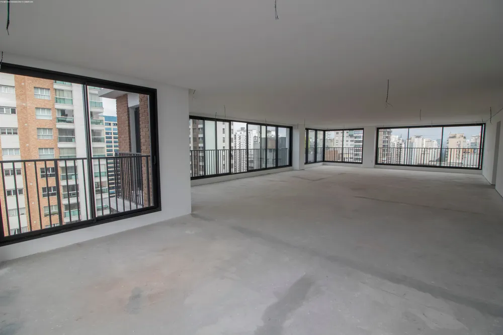 Apartamento, 4 quartos, 375 m² - Foto 1