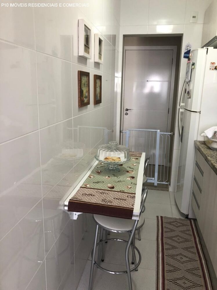 Apartamento à venda com 3 quartos, 80m² - Foto 17