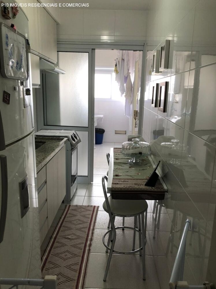 Apartamento à venda com 3 quartos, 80m² - Foto 18