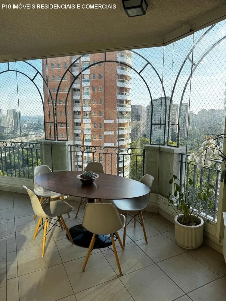 Apartamento à venda com 4 quartos, 260m² - Foto 1