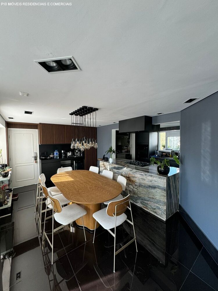 Apartamento à venda com 2 quartos, 116m² - Foto 2
