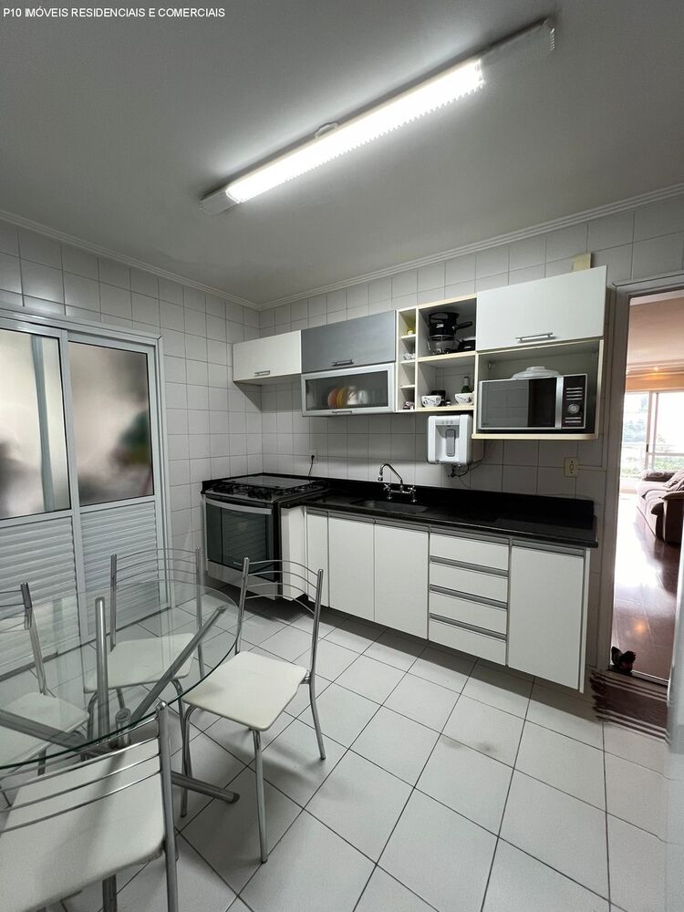 Apartamento à venda com 3 quartos, 104m² - Foto 11