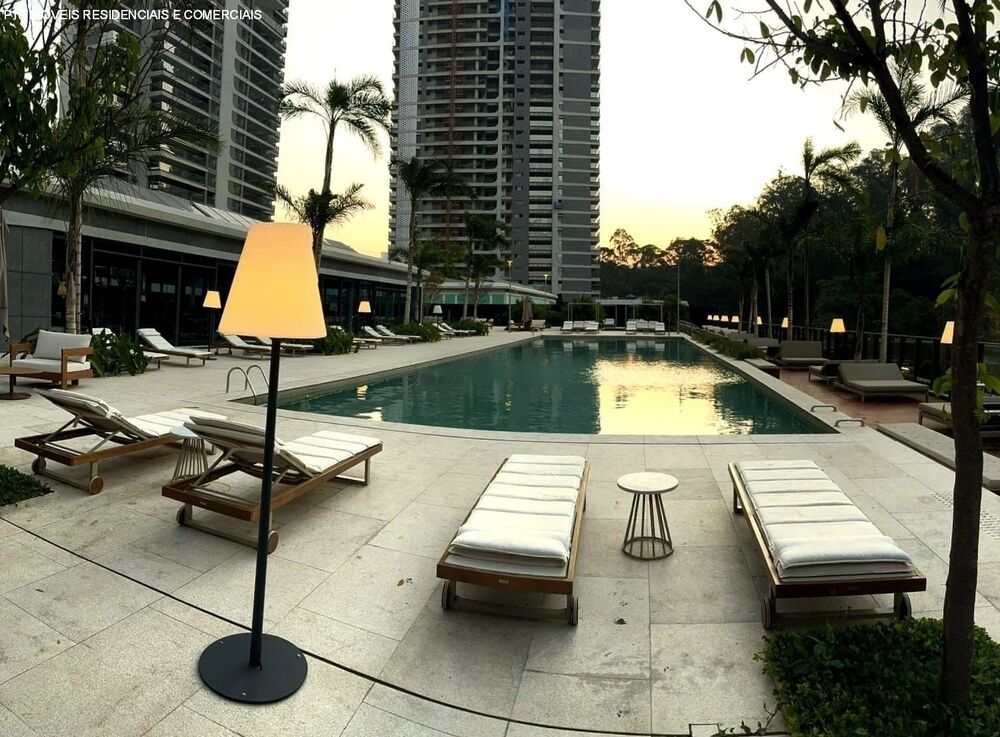 Apartamento à venda com 5 quartos, 325m² - Foto 3