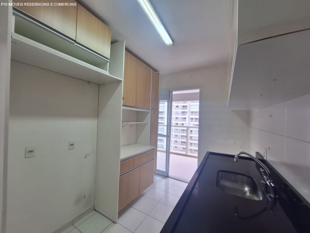 Apartamento à venda com 3 quartos, 106m² - Foto 13