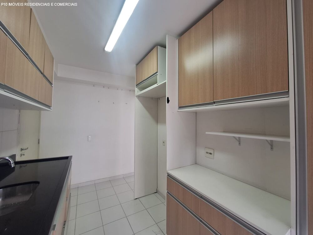 Apartamento à venda com 3 quartos, 106m² - Foto 11