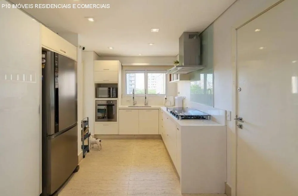 Apartamento, 3 quartos, 210 m² - Foto 1