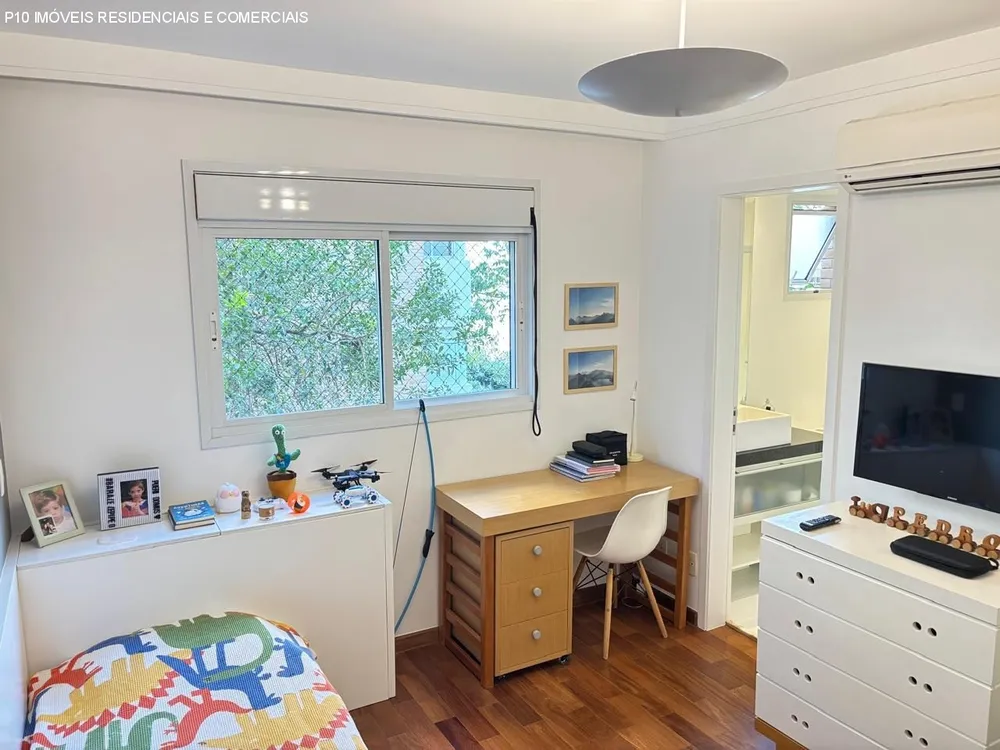 Apartamento, 4 quartos, 241 m² - Foto 2