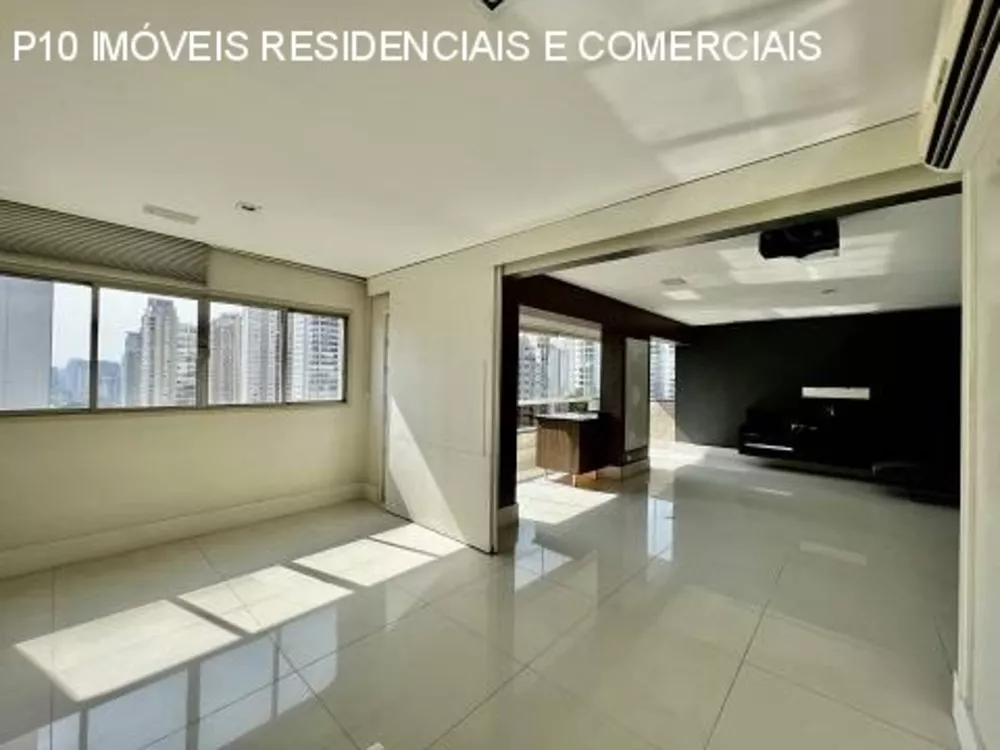 Apartamento à venda com 3 quartos, 220m² - Foto 1