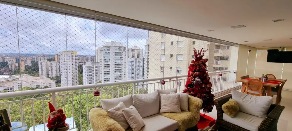 Apartamento à venda com 3 quartos, 260m² - Foto 1