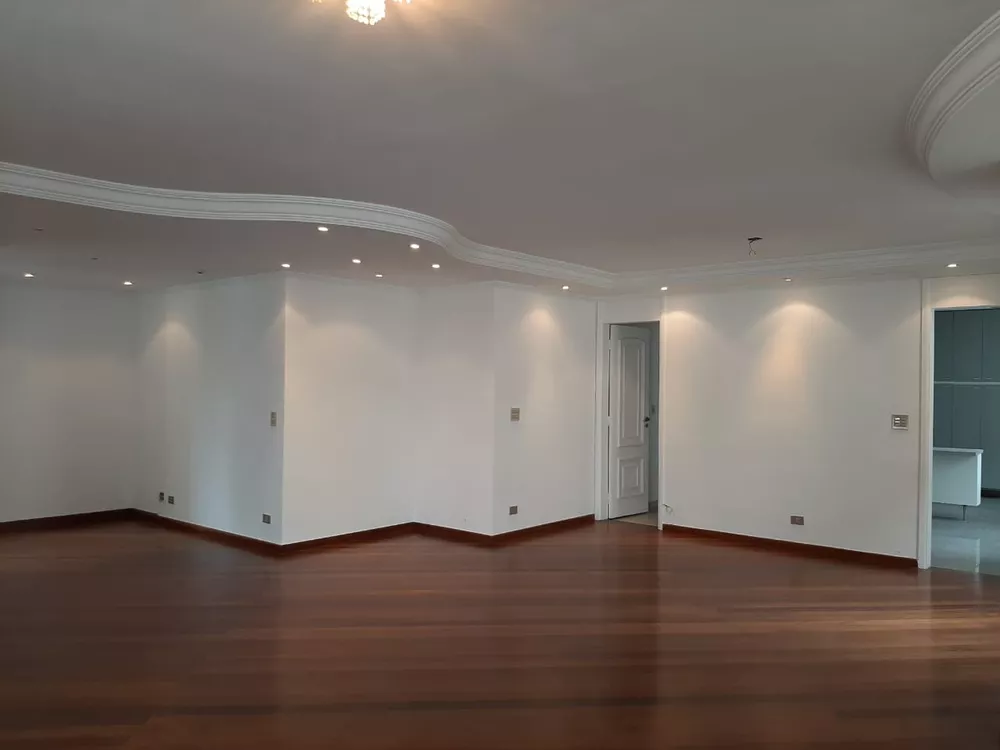 Apartamento à venda com 3 quartos, 170m² - Foto 3