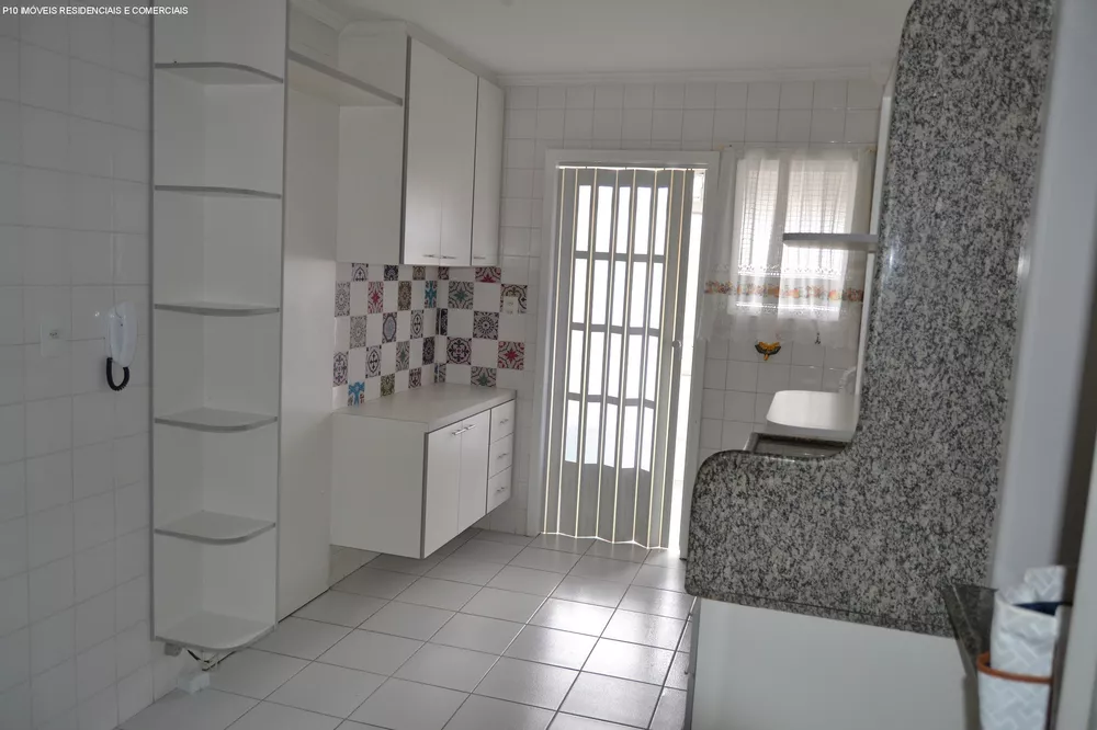 Apartamento à venda com 2 quartos, 76m² - Foto 4