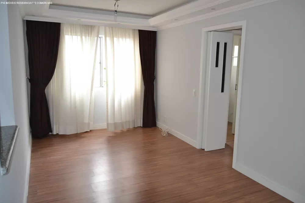 Apartamento à venda com 2 quartos, 76m² - Foto 1