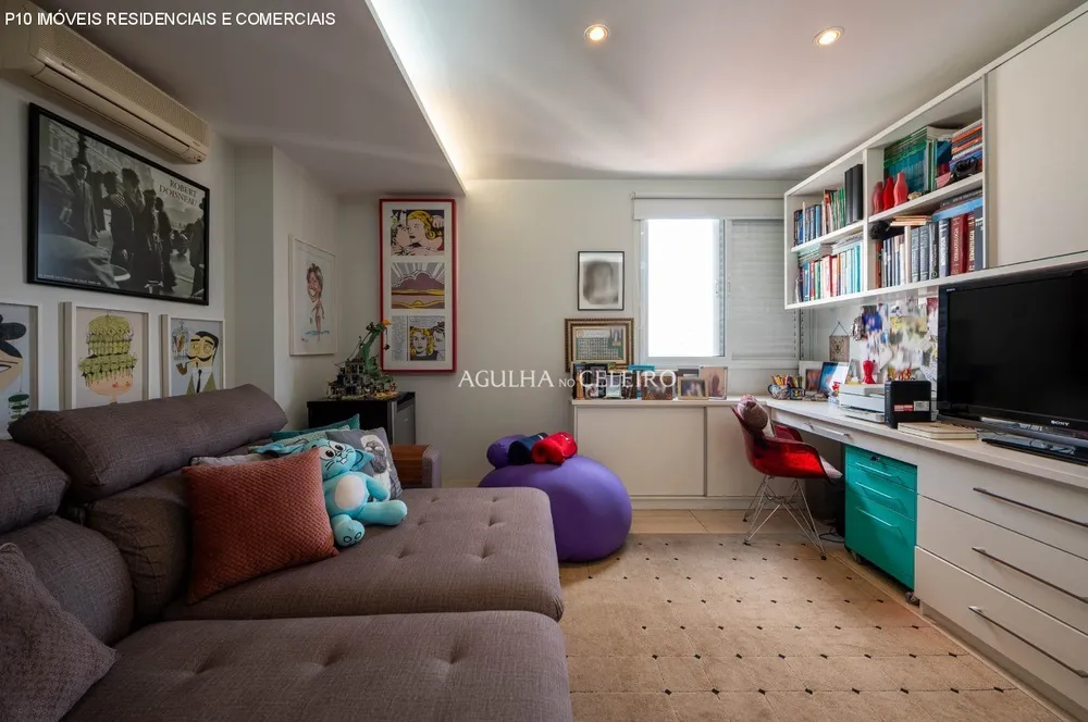 Apartamento, 3 quartos, 189 m² - Foto 1