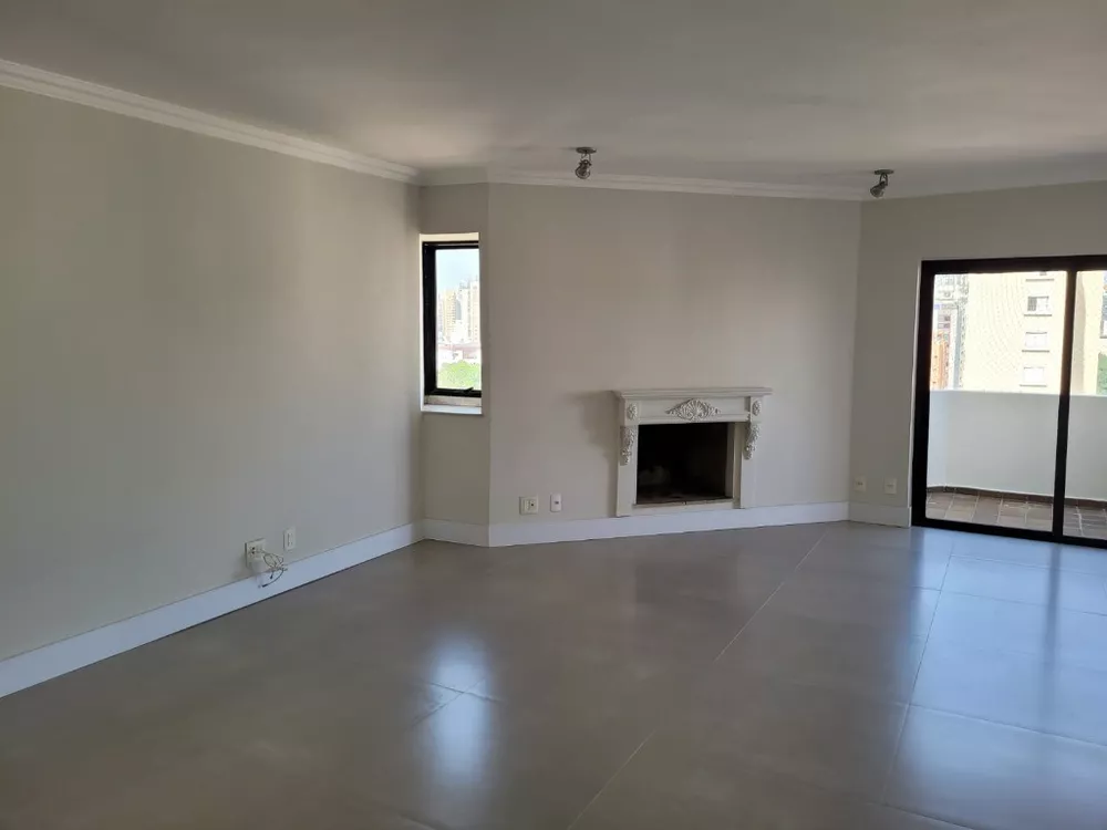 Apartamento à venda com 4 quartos, 180m² - Foto 2